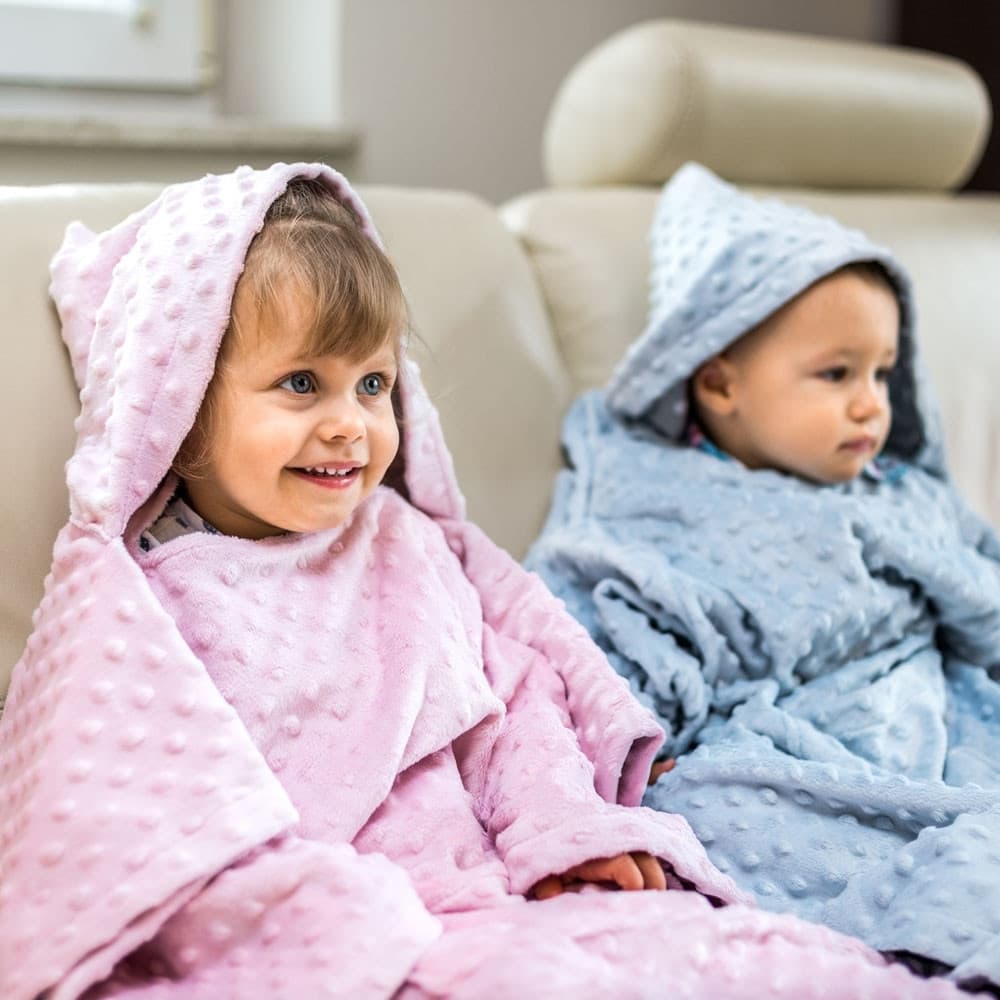 Kocyk z rękawami kapturem Błękitny dla dziecka